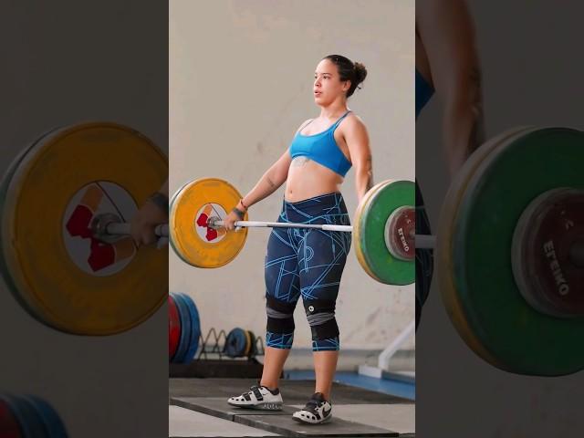 Colombian lady weightlifter Hellen Escobar #olympics #crossfit #weigthlifting #anatoly #shorts