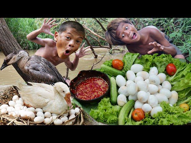 Primitive Technology - Kmeng Prey - Meet Goose And Cooking Egg Eating delicious