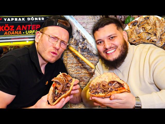 HOLLE SHOWS ME THE BEST DÖNER IN HAMBURG