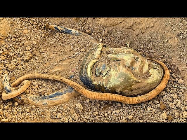 What We Discovered Buried Shocked The Whole World [ Strange Treasure Hunt By Metal Detector ]