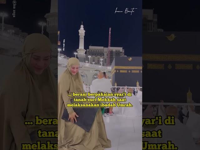 Bak Tantang Kuasa Tuhan, Transgender Isa Zega Umroh Pakai Hijab #seleb #viral #isazega