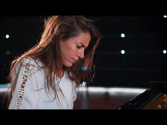 Iris Hond -  Ludovico Einaudi: Nuvole Bianche - Concertgebouw Sessions