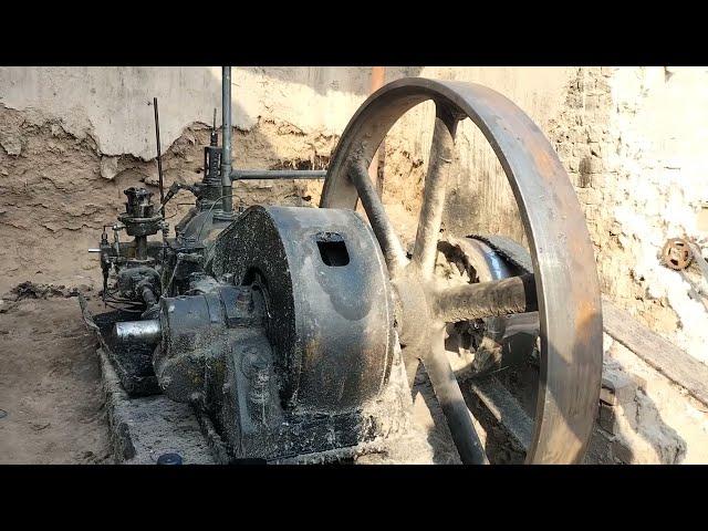 1944 Ka Unbelievable Old Black Diesel Engine Starting