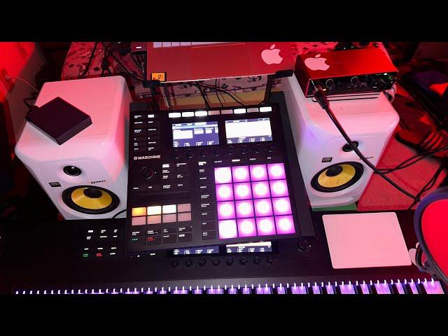 "Unleashing Creativity with Native Instruments MK3 Beat Maschine: