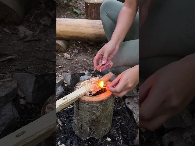 This GIRL is just a genius!#camping #survival #bushcraft #outdoors #fire