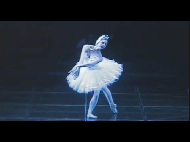 オデットのヴァリアシオン「白鳥の湖」ワイルズ、ルーマニア国立バレエ　Odette variation "Swan Lake" M.Wiles ,Romanian National Ballet