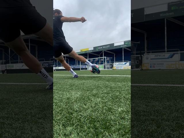 Dose of technique  #1to1footballtraining #football #skills #soccer #satisfying #sport #viral #1to1