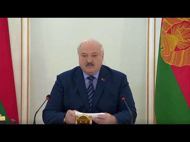 Лукашенко: "Начнём с пренеприятнейшего вопроса!!!" - селекторное совещание