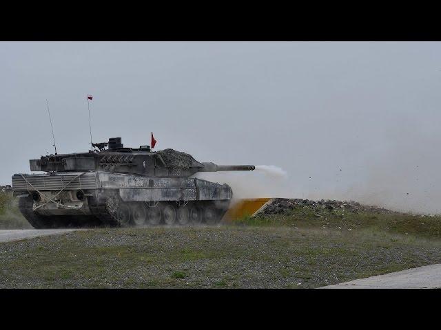 BATTLE TANKS LEOPARD 2A5 • M1A2 ABRAMS IN ACTION | LIVE FIRE