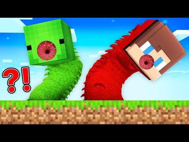 Mikey and JJ Morph into Worms in Minecraft Maizen!