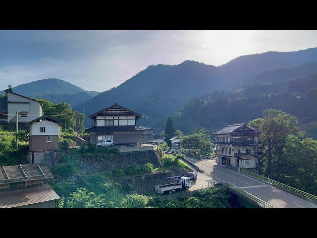 4K Walk Japan, Beautiful Japanese Countryside Mountain Village Relaxing Walking Tour