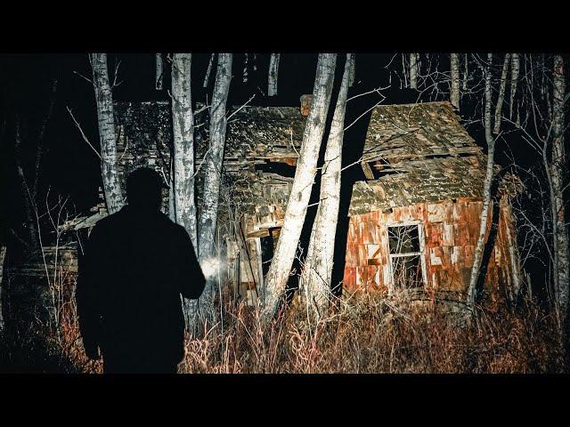 Abandoned Buildings Found in the Woods and Explored Alone at Night!【4K】