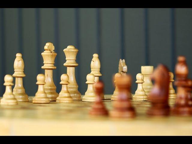 Avoiding Common Mistakes: How to Play Chess Like a Pro