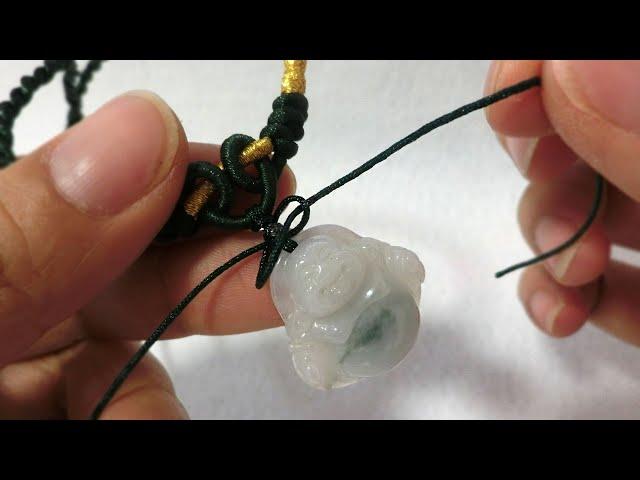 玉佩吊坠这样打结好看，跟我学编绳。It's nice to tie a jade pendant like this. Learn to weave rope from me.