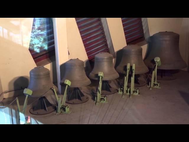 Hourly chime at Perth's Swan Bells