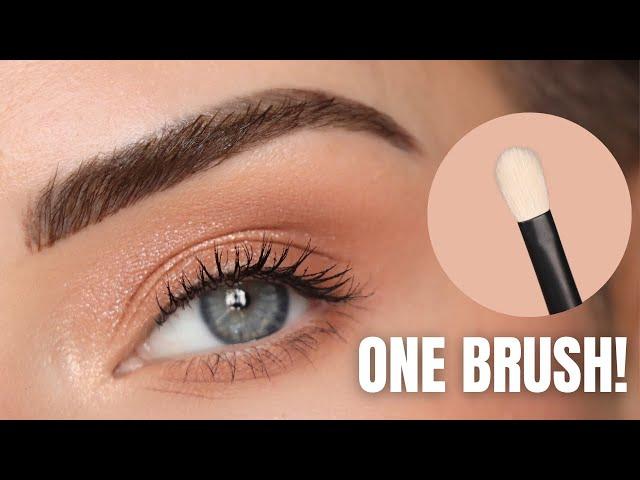 How to use ONE eyeshadow brush to do an entire eyeshadow look | Eyeshadow for Beginners