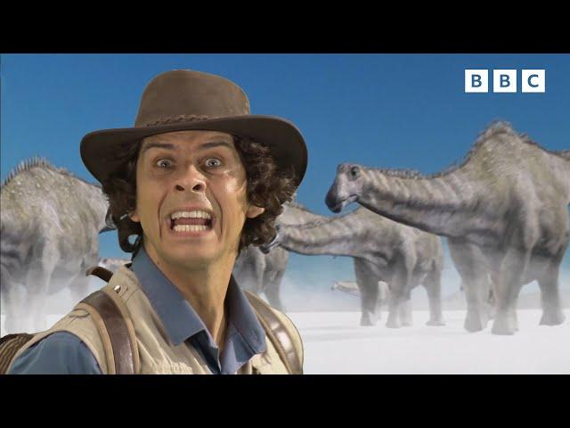 World of Dinosaurs  | Discover New Creatures with Dinosaur Adventures | Andy's Amazing Adventures