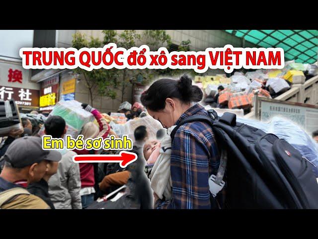 Dân Trung Quốc bế cả trẻ sơ sinh giữa trời giá lạnh chen chúc đổ xô sang Việt Nam