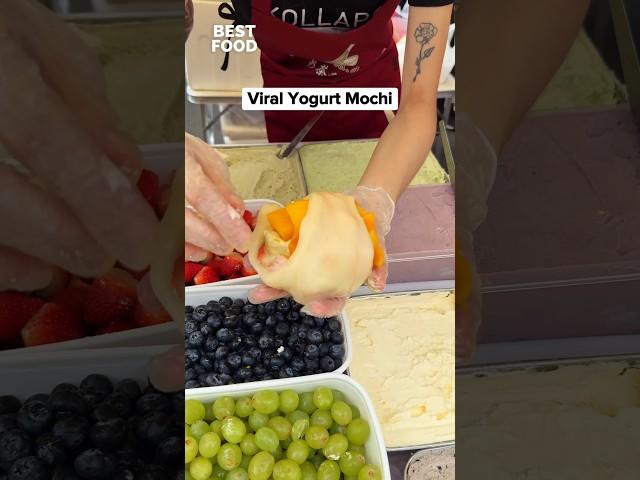 Viral Yogurt Mochi 🫐 Super crazy queue so go early! Milktea.dessert
