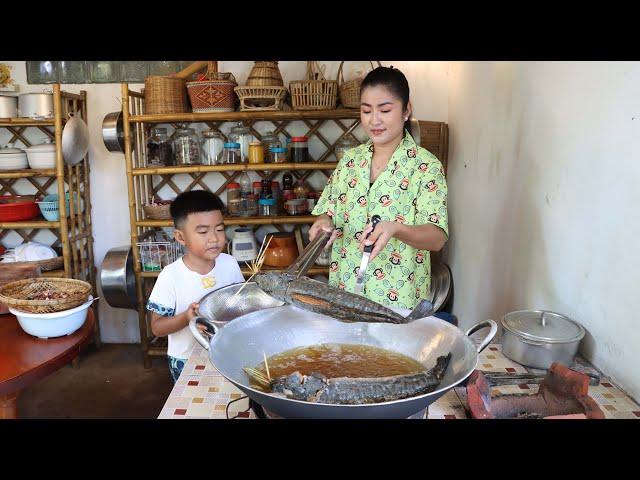 Family food cooking - We prepare healthy and delicious meal for lunch - Sreypov Life Show