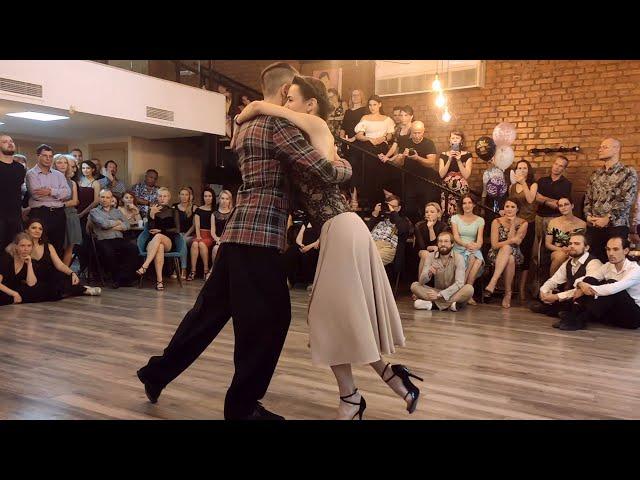 'Solo Una Novia' - ARGENTINE TANGO milonguero