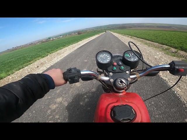 Old Jawa 350 riding.