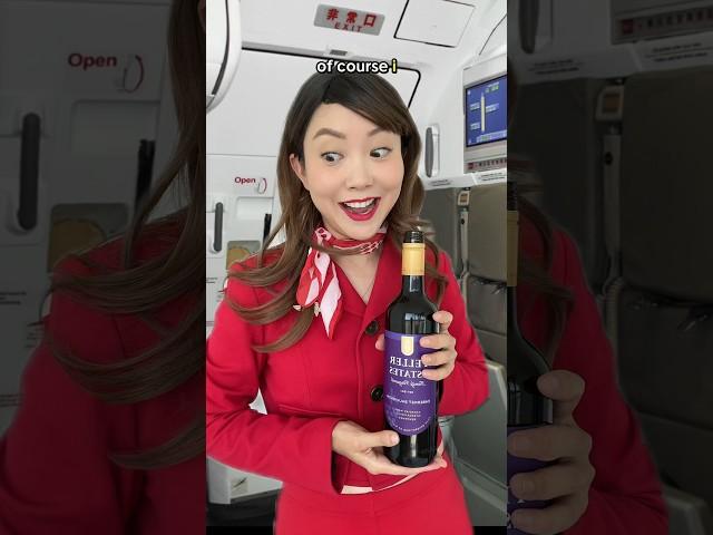 Flight attendant gives VIP treatment for fellow crew member 