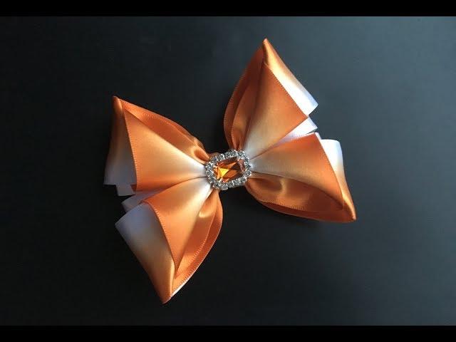 The decoration on the hairpin Kanzashi / Тwo-tone bow