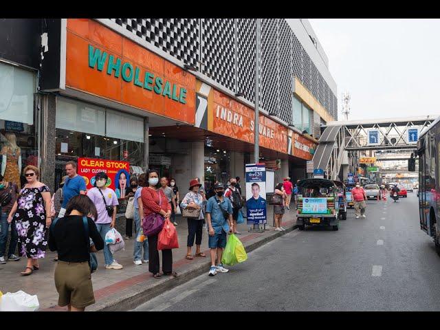 [4K] Walk inside "Indra Square" shopping destination with bargain prices, Bangkok