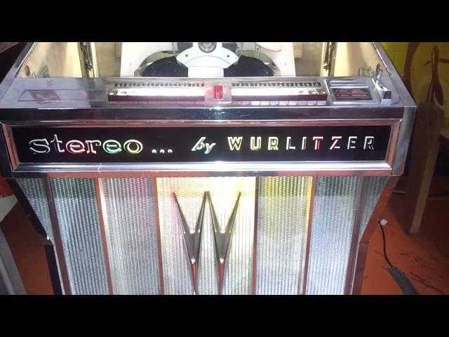 WURLITZER 2810 JUKEBOX