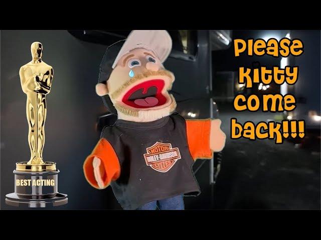 Nomadic Fanatic Wins His First Oscar [CENSORED]