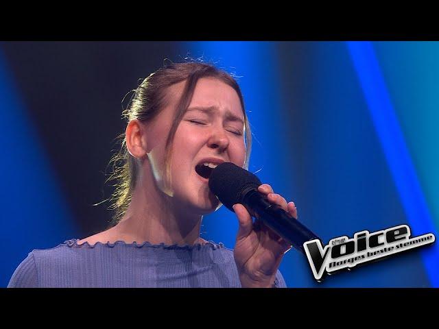 Kristina Moe Hals  | Love In The Dark (Adele) | Blind auditions | The Voice Norway 2024