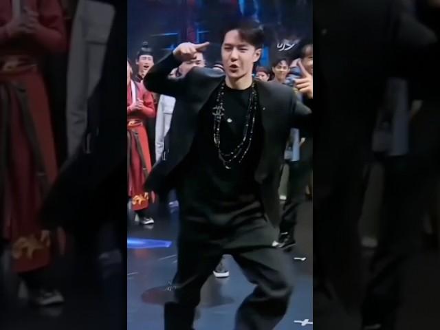 Wang yibo best dance_ #Wangyibo #cdrama #theuntamed #wangyibodance  #theuntamedboys #short #viral