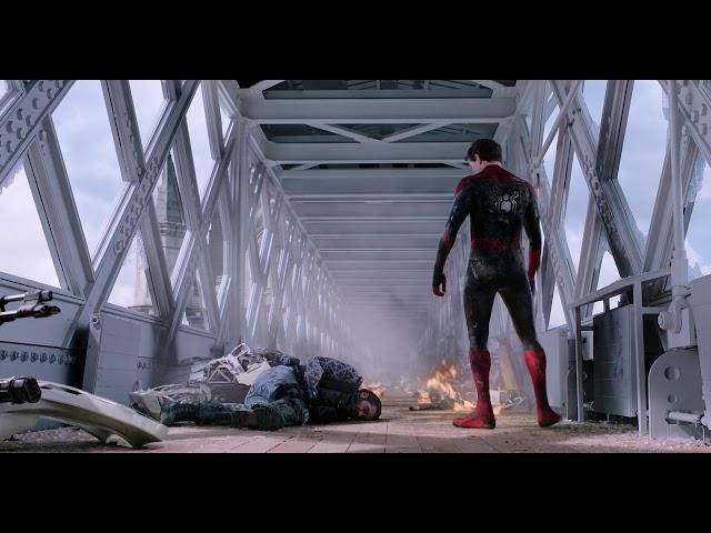 MJ AND PETER KISS | SPIDER-MAN : FAR FROM HOME