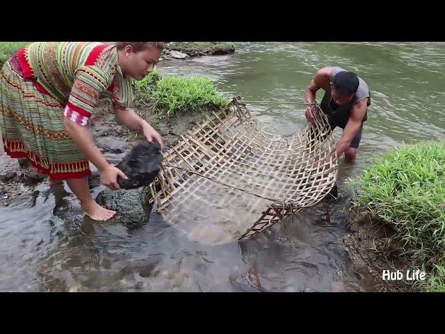 Full Videos: Catch Fish in Underground Hole - Solo Bushcraft Catch A Lot Of Fish