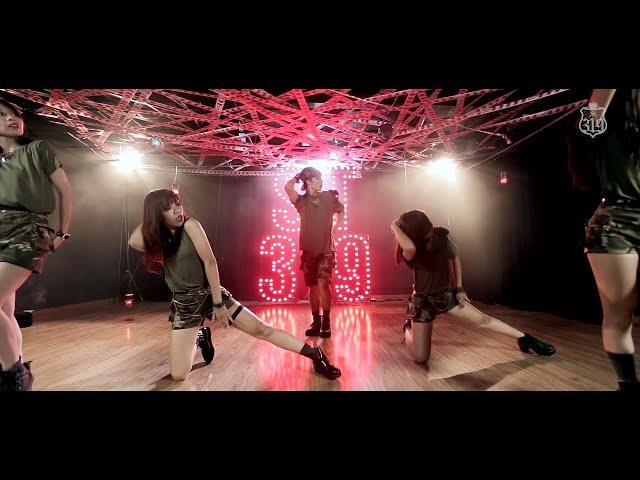 Red Light - f(x) (에프엑스) Dance Cover by St.319 from Vietnam - The Most Viewed Dance Group