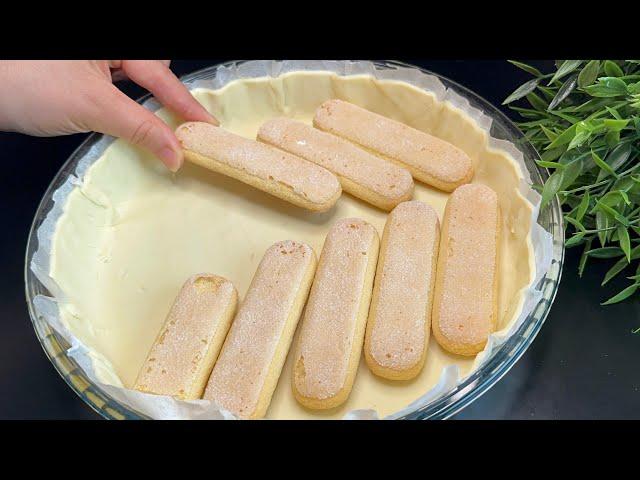 Puff pastry and ladyfingers cake, simple cake with few ingredients.