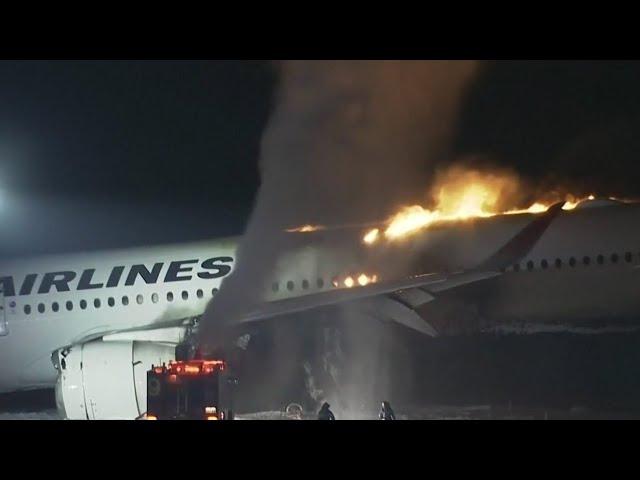 Fiery plane crash at Tokyo's Haneda Airport kills 5 Coast Guard crew members