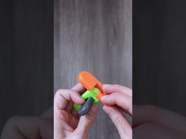 Watch This Brain-Teasing Mechanical Puzzle Bring an Adult to Their Knees!
