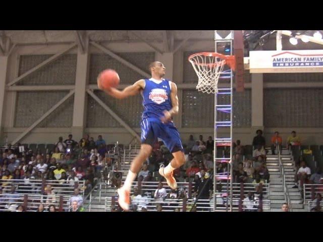 JP Tokoto Wins the 2012 American Family Insurance High School Dunk Contest