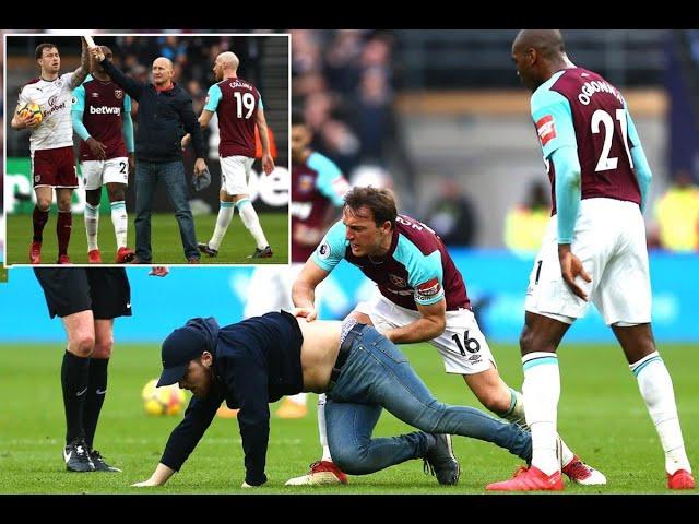 West Ham fans invade pitch as Gold and Sullivan are told to leave for own safety  - 247 News