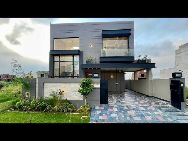 10 Marla Luxury Semi Furnished House For Sale in DHA Phase 7 , Lahore 