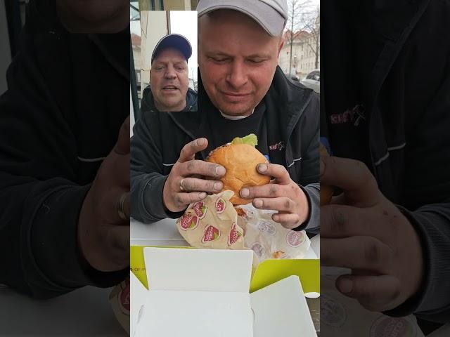 Burger schlürfen in Leipsch