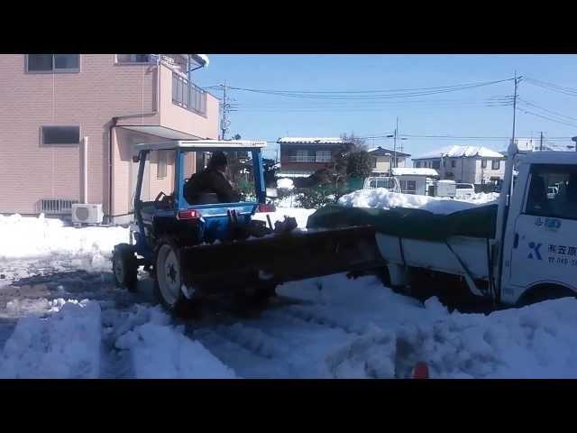 井関農機トラクターでの除雪（リアグレーダー）