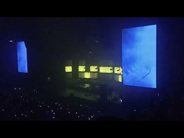 Emir Can İğrek Wolkswagen arena intro