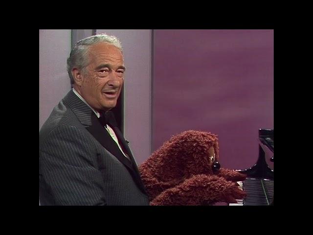 The Muppet Show - 405: Victor Borge - “Hungarian Rhapsody No. 2” (1979)