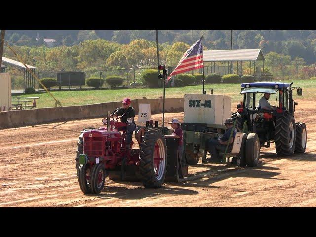 Classic Tractor Pulling 2024: 4,000lb. and 4,500lb. Classes At Delta