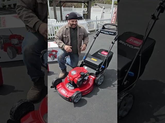 Toro Lawn Mower #gardening #garden #toro #lawnmower #shorts