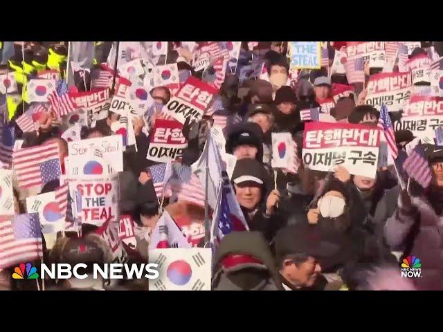 Supporters rally as South Korean authorities fail to arrest president