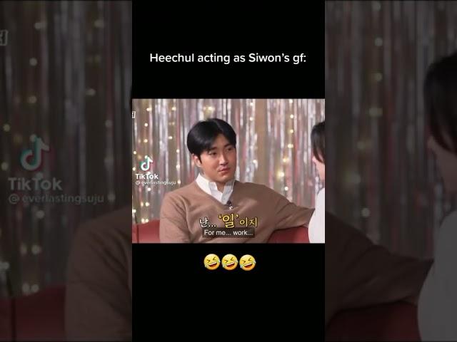 Heechul acting as Siwon's girlfriend is a vibe #suju #superjunior #kpop